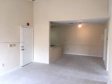 18324 NW 68 Hialeah FL 33015