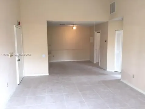 18324 NW 68 Hialeah FL 33015