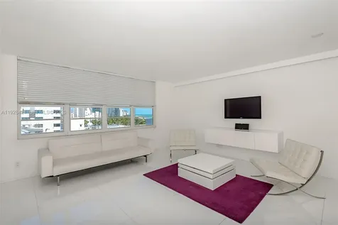 100 Lincoln Road Miami Beach FL 33139