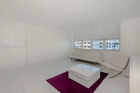 100 Lincoln Road Miami Beach FL 33139