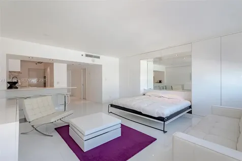 100 Lincoln Road Miami Beach FL 33139