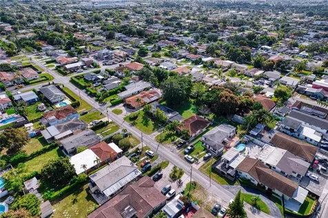 6550 SW 27th Street Miami FL 33155