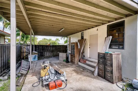 6550 SW 27th Street Miami FL 33155