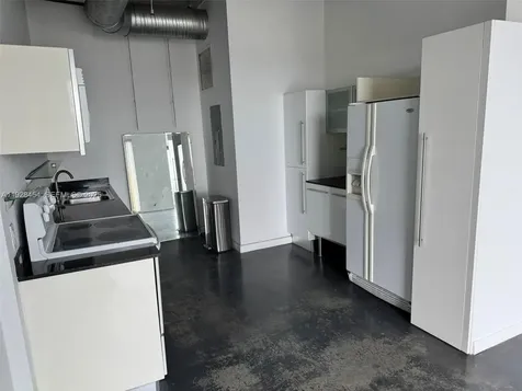10 SW South River Drive Miami FL 33130
