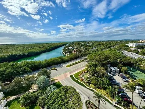 1121 Crandon Boulevard Key Biscayne FL 33149