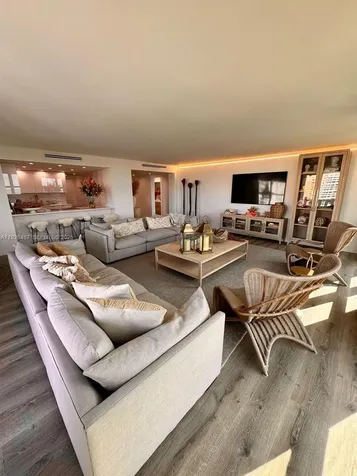 1121 Crandon Boulevard Key Biscayne FL 33149