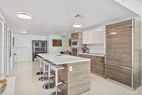 460 NE 28th Street Miami FL 33137
