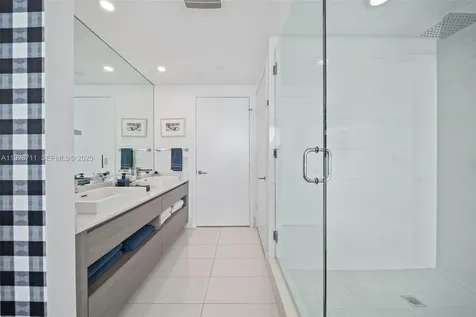 460 NE 28th Street Miami FL 33137
