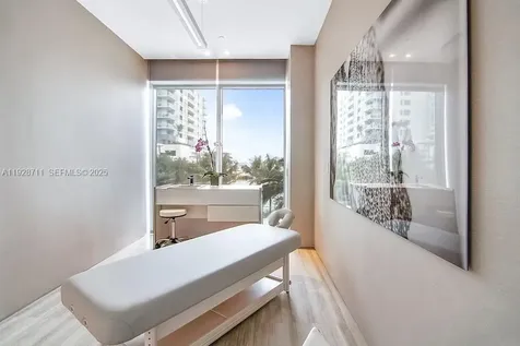 460 NE 28th Street Miami FL 33137