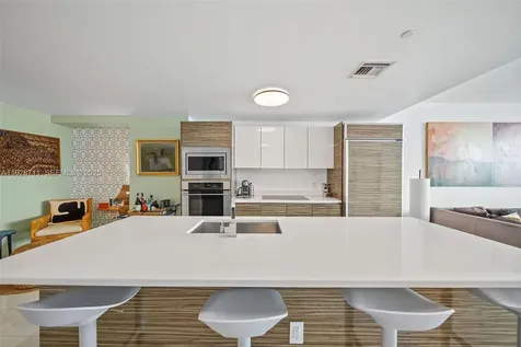 460 NE 28th Street Miami FL 33137