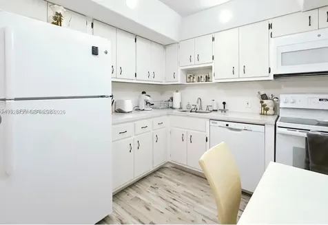 5701 Collins Avenue Miami Beach FL 33140