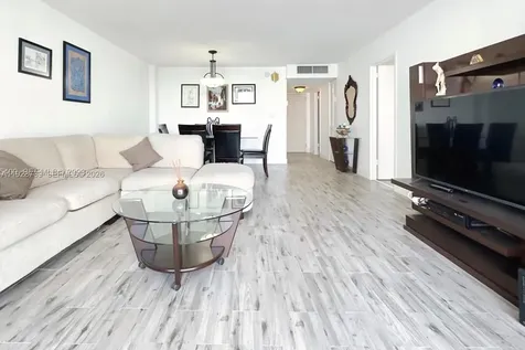 5701 Collins Avenue Miami Beach FL 33140