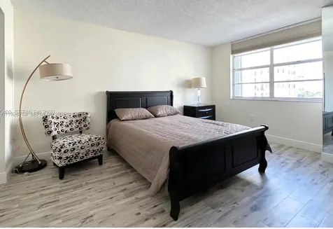 5701 Collins Avenue Miami Beach FL 33140