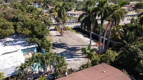 848 NW 18th Avenue Miami FL 33125