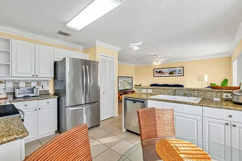 371 SW 190th Avenue Pembroke Pines FL 33029