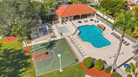 371 SW 190th Avenue Pembroke Pines FL 33029