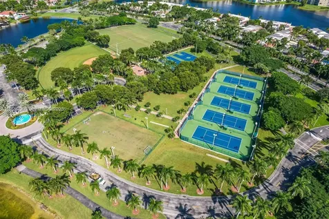 11308 NW 58th Terrace Doral FL 33178