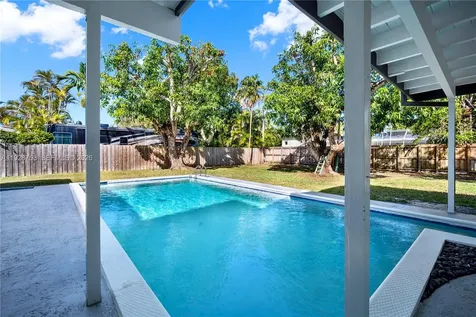 8265 SW 149th Drive Palmetto Bay FL 33158