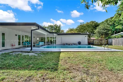 8265 SW 149th Drive Palmetto Bay FL 33158