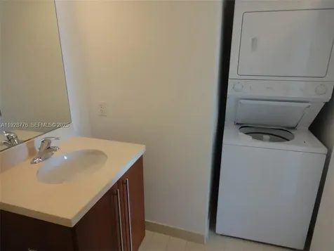 79 SW 12th Street Miami FL 33130