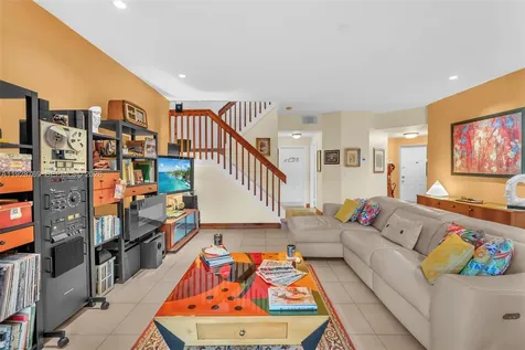113 NW 73rd Terrace Plantation FL 33317