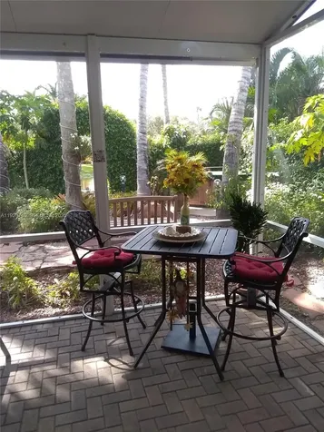 113 NW 73rd Terrace Plantation FL 33317