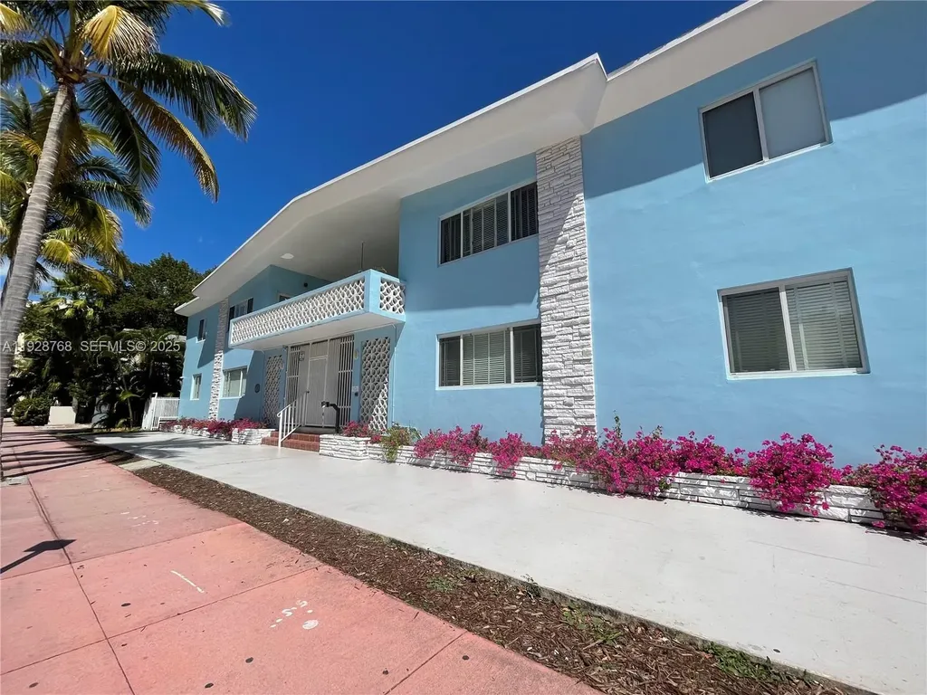 401 Collins Avenue Miami Beach FL 33139