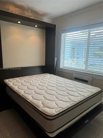 401 Collins Avenue Miami Beach FL 33139