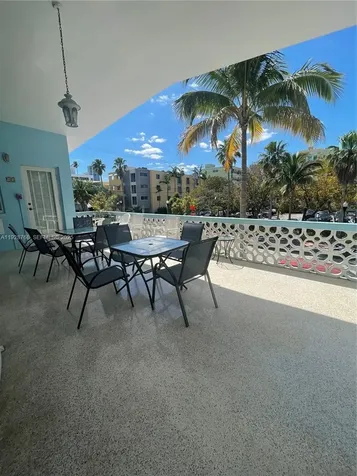 401 Collins Avenue Miami Beach FL 33139