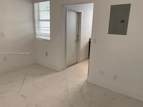 1000 Meridian Avenue Miami Beach FL 33139
