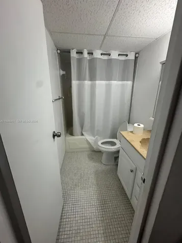 2800 Someset Drive Lauderdale Lakes FL 33311