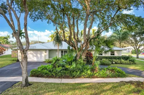 7201 NW 7th Court Plantation FL 33317