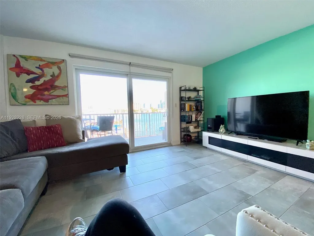 400 Golden Isles Drive Hallandale Beach FL 33009