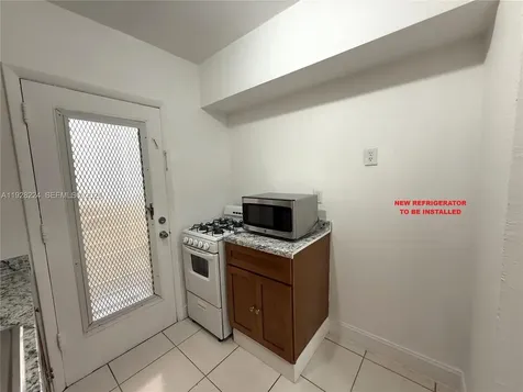 6885 Byron Avenue Miami Beach FL 33141