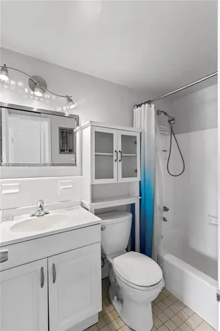 801 Atlantic Shores Boulevard Hallandale Beach FL 33009