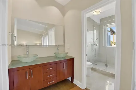 7043 SW 53rd Lane Miami FL 33155