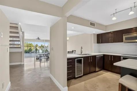 7043 SW 53rd Lane Miami FL 33155