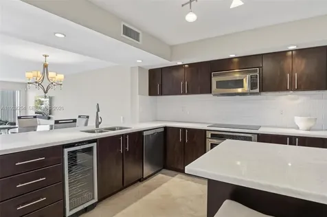 7043 SW 53rd Lane Miami FL 33155