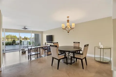 7043 SW 53rd Lane Miami FL 33155