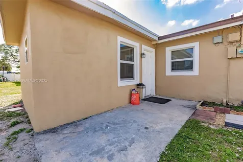 720 NW 38th Avenue Lauderhill FL 33311