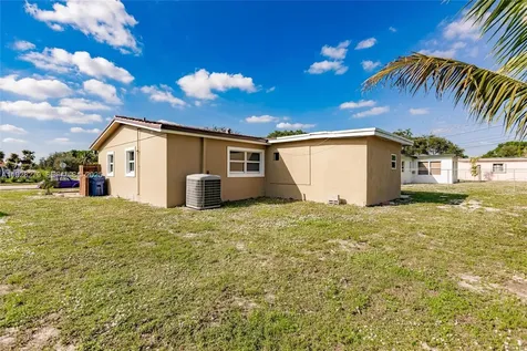 720 NW 38th Avenue Lauderhill FL 33311