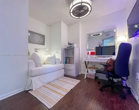 520 SE 5th Avenue Fort Lauderdale FL 33301
