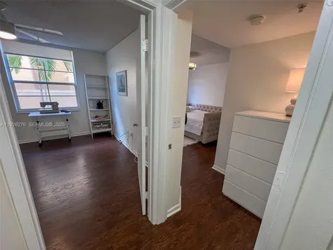 520 SE 5th Avenue Fort Lauderdale FL 33301