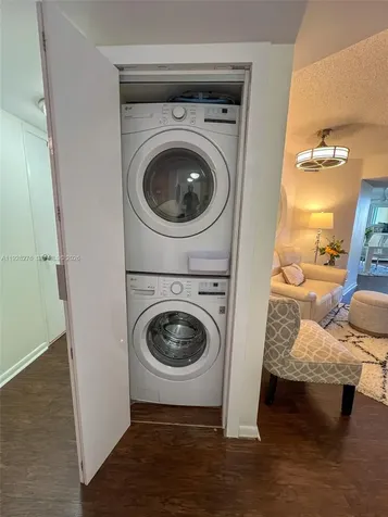 520 SE 5th Avenue Fort Lauderdale FL 33301