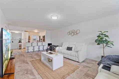 8161 SW 24th Court Davie FL 33324