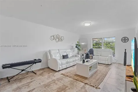 8161 SW 24th Court Davie FL 33324