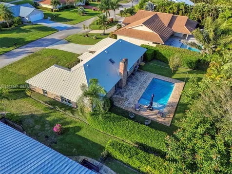 3804 SE Fairway E Stuart FL 34997