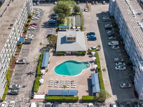 215 SE 3rd Avenue Hallandale Beach FL 33009