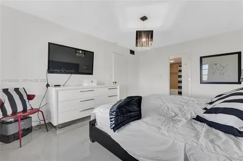 200 Diplomat Parkway Hallandale Beach FL 33009