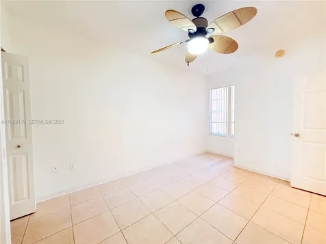 308 Belmont Lane North Lauderdale FL 33068